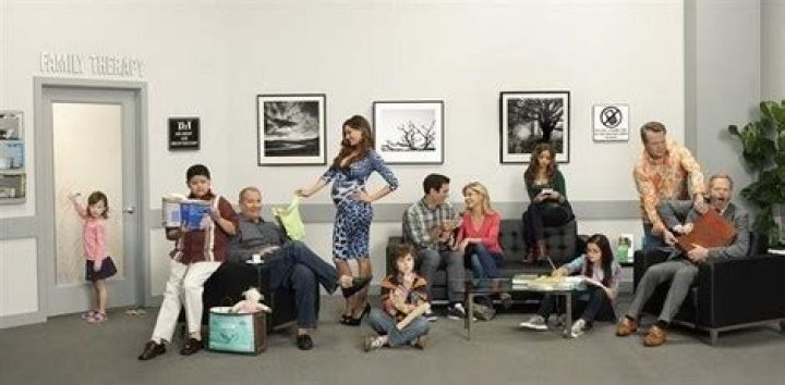 Modern Family Recap Season 4 Episode 1 “Bringing Up Baby” 9/26/12
