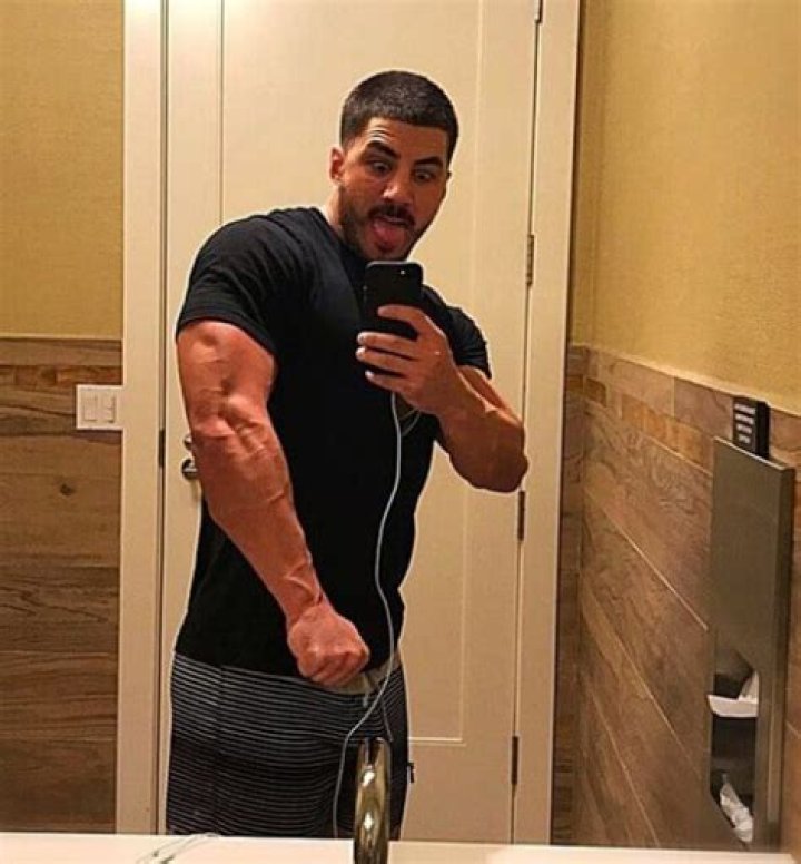 Nickmercs Height, Weight, Age, Bio, Net Worth, Facts