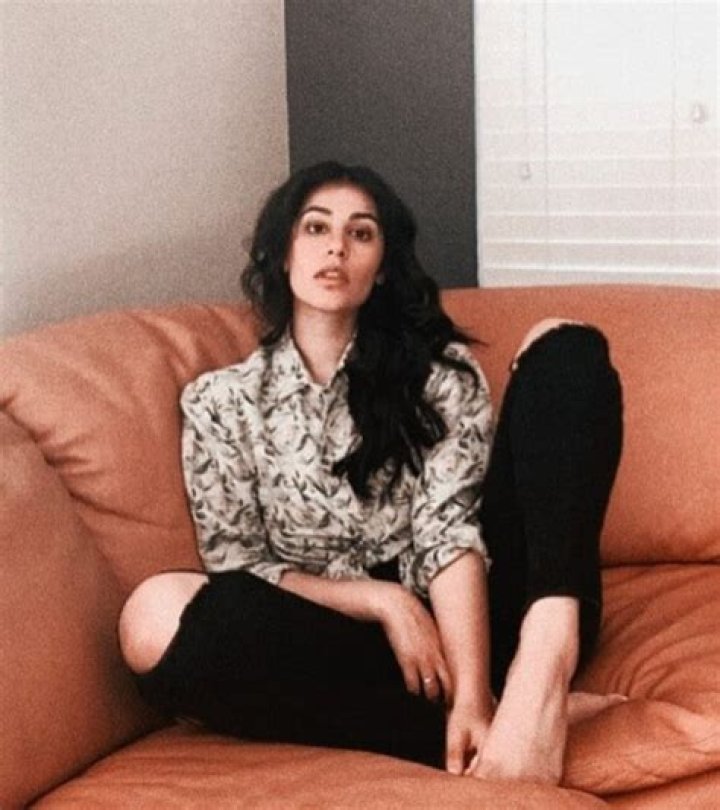 Sonia Rathee Height, Weight, Age, Net Worth, Dating, Bio, Facts